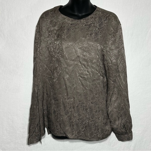 Madison's Women's L Dark Grey Embossed Paisley 100% Silk Keyhole Back Crew Neck